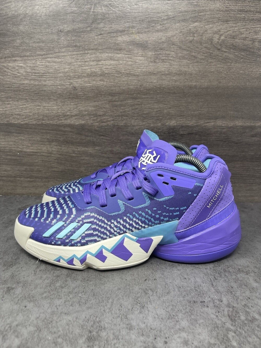 adidas DON Issue 4 Donovan Mitchell Purple Size 6.5 Mens Basketball Shoes